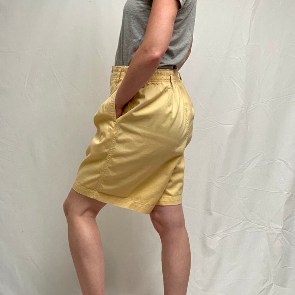 Vintage Yellow High Waisted Mom Shorts 28" Waist - Picture 6 of 14